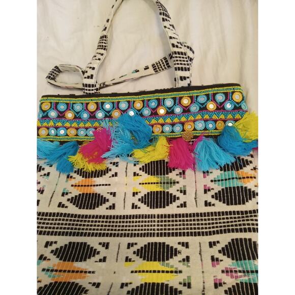 NWOT America & Beyond Impala Aztec Tote School,Fun Athleisure - Picture 4 of 13